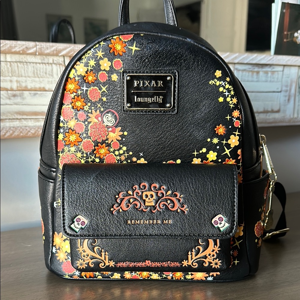 Loungefly Black Floral Women's Backpack